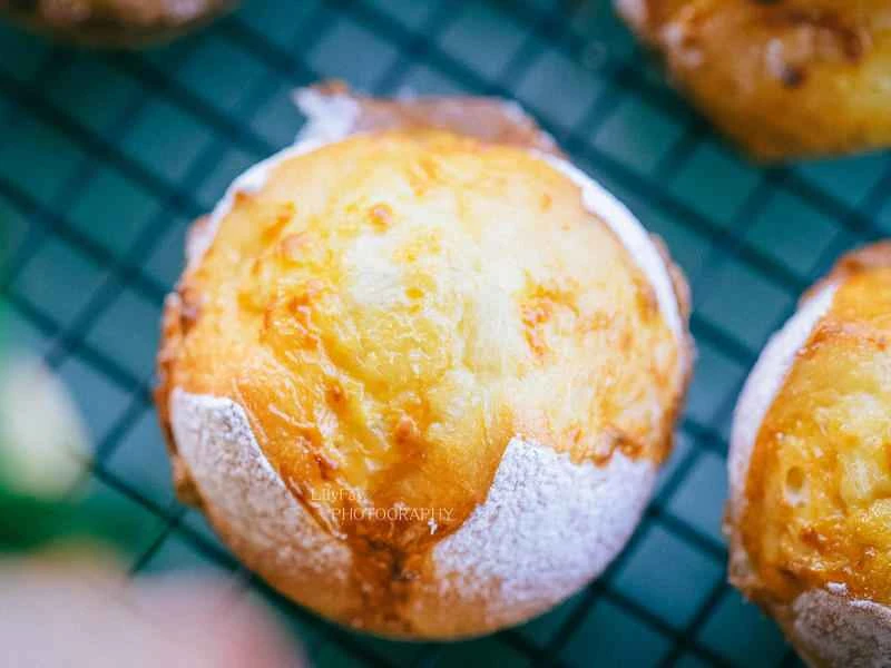 How to make pure milk hand-torn toast: Step 1