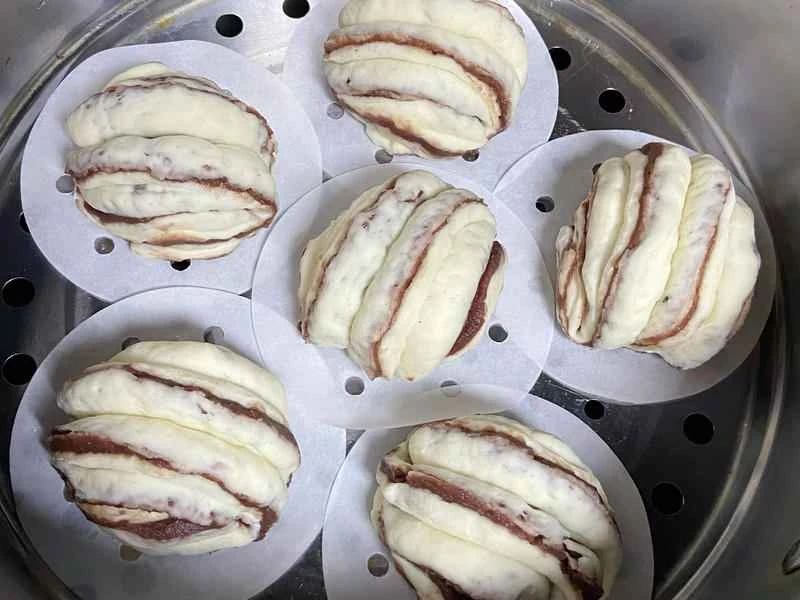 How to make pure milk hand-torn toast: Step 1