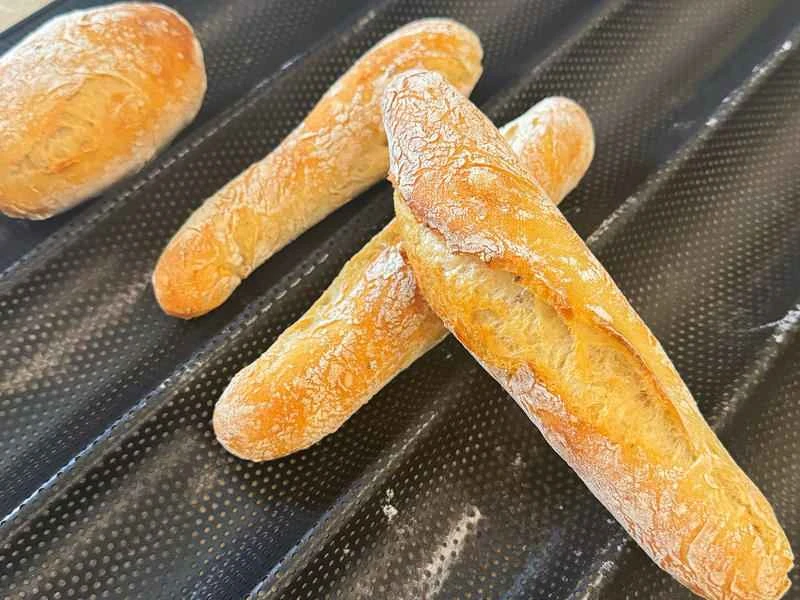 How to make pure milk hand-torn toast: Step 1