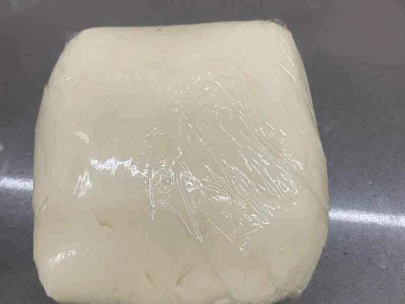 How to make pure milk hand-torn toast: Step 1