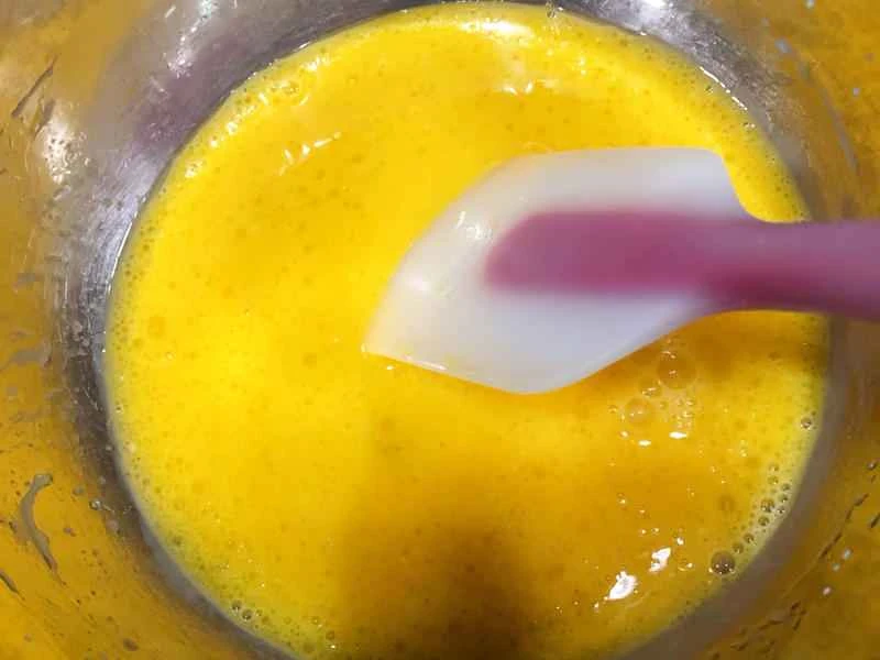 How to make pure milk hand-torn toast: Step 1