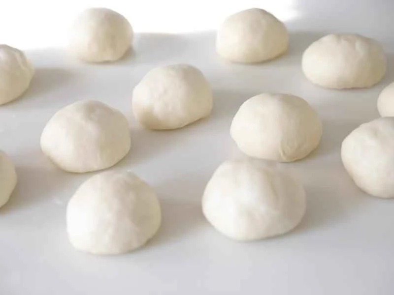 How to make pure milk hand-torn toast: Step 1