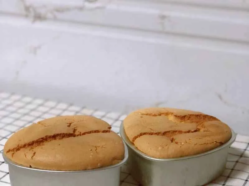 How to make pure milk hand-torn toast: Step 1