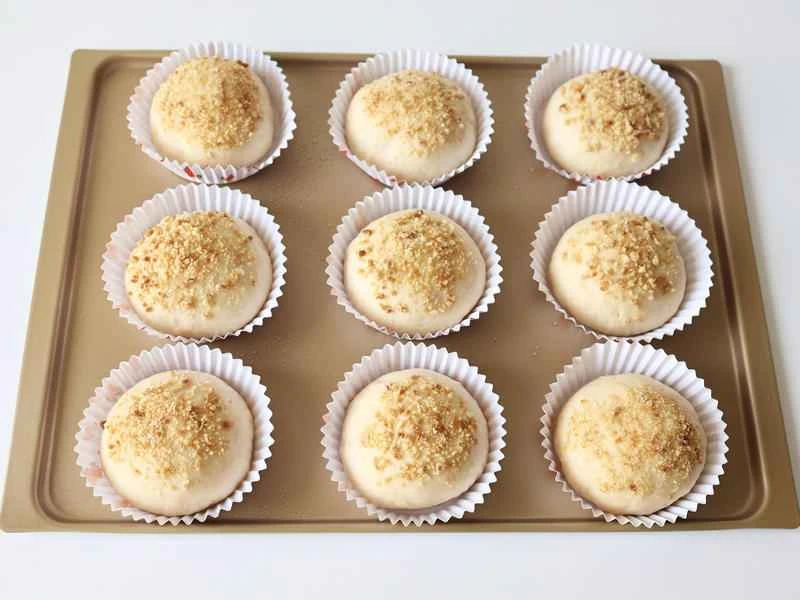 How to make pure milk hand-torn toast: Step 1