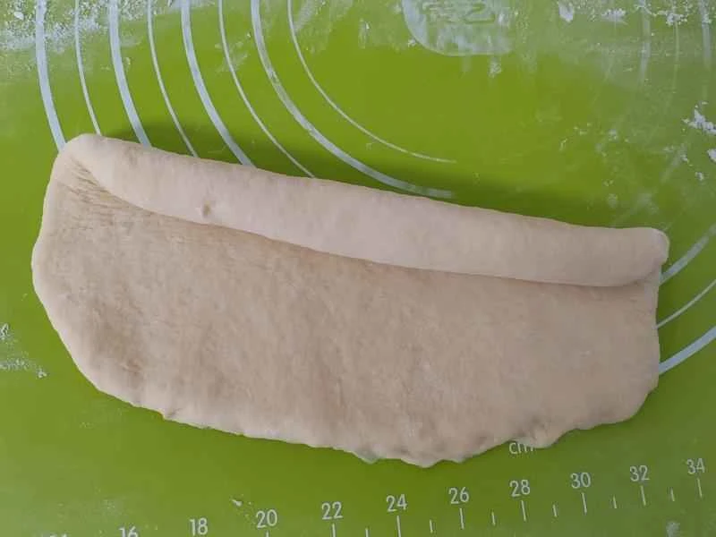 How to make pure milk hand-torn toast: Step 1