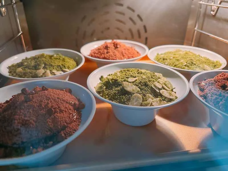 How to make pure milk hand-torn toast: Step 1