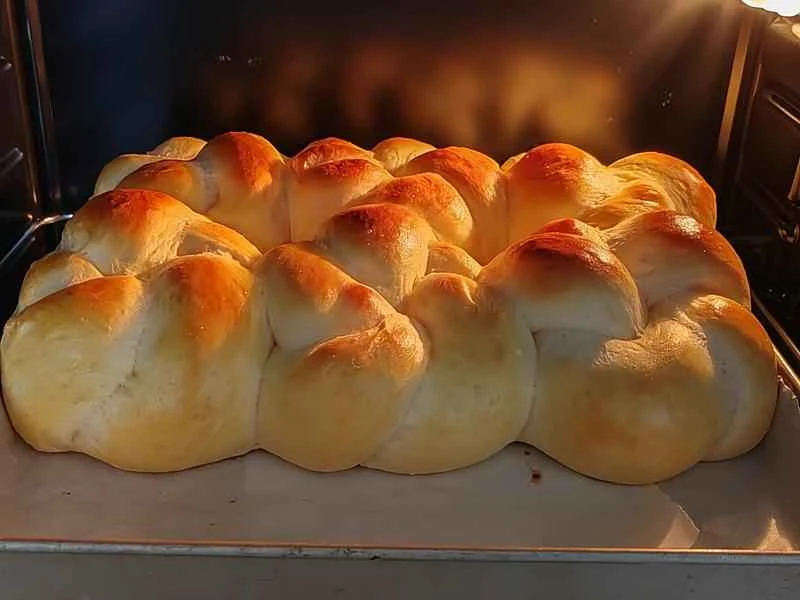 How to make pure milk hand-torn toast: Step 1