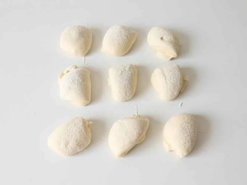 How to make pure milk hand-torn toast: Step 1