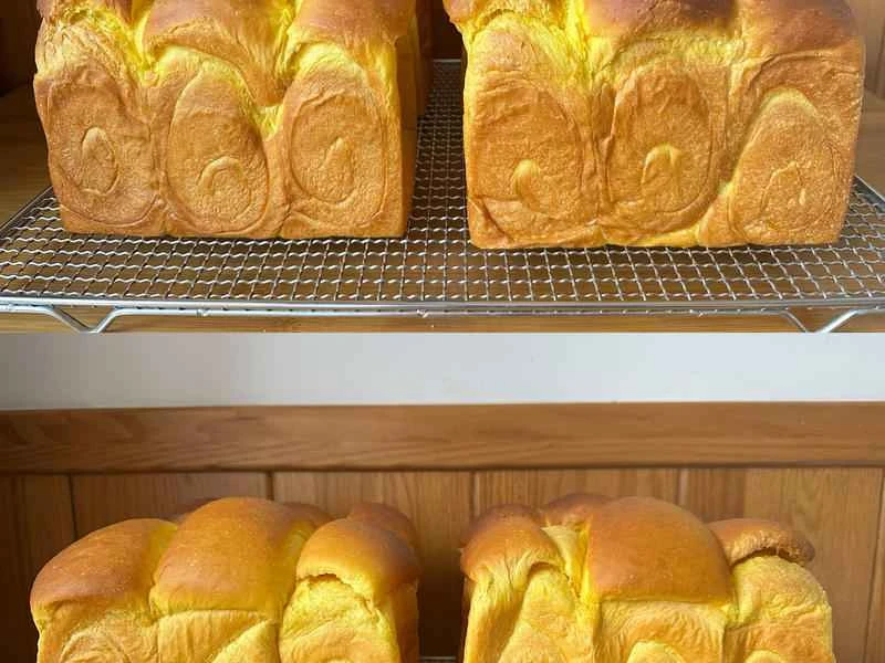 How to make pure milk hand-torn toast: Step 1