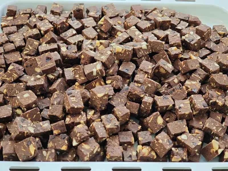 How to make pure milk hand-torn toast: Step 1