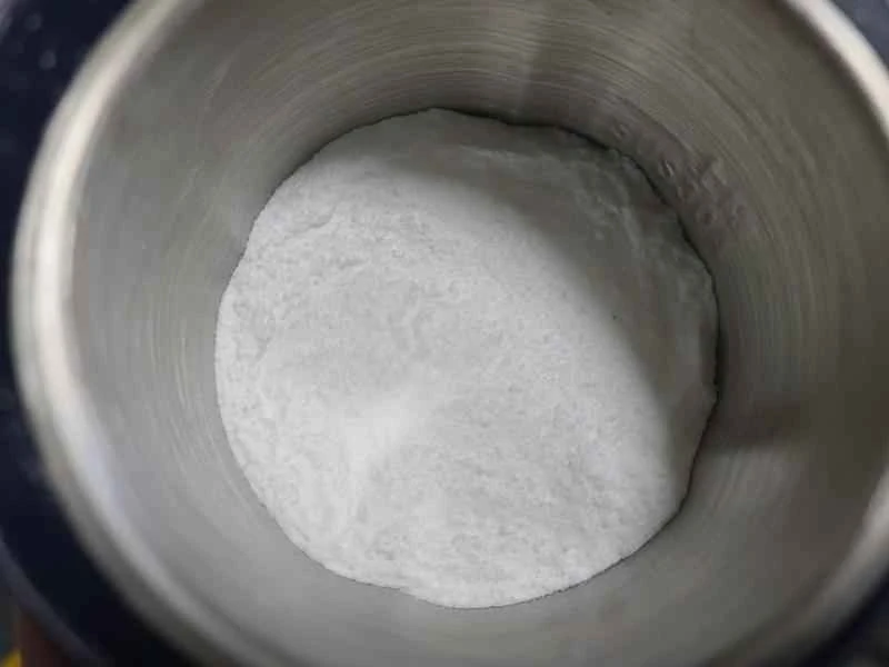 How to make pure milk hand-torn toast: Step 1