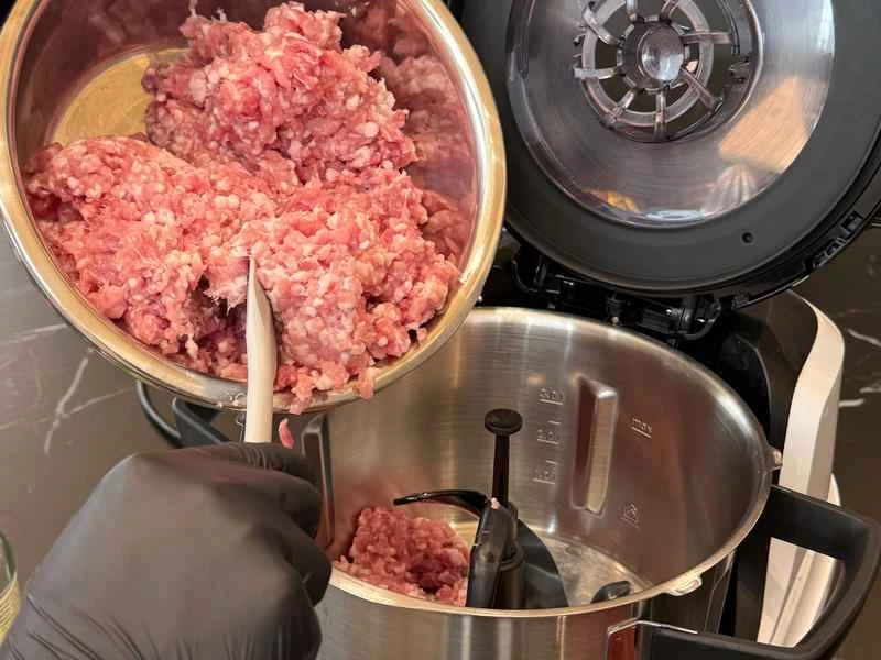 How to make pure milk hand-torn toast: Step 1