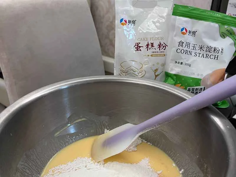 How to make pure milk hand-torn toast: Step 1