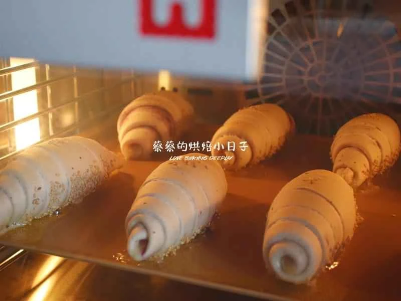 How to make pure milk hand-torn toast: Step 1