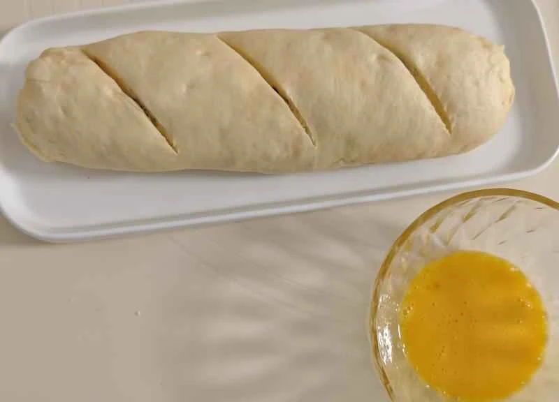 How to make pure milk hand-torn toast: Step 1