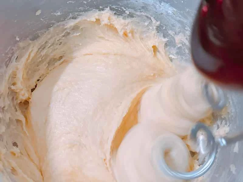 How to make pure milk hand-torn toast: Step 1