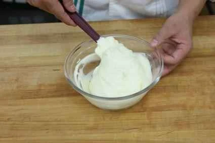 How to make pure milk hand-torn toast: Step 1