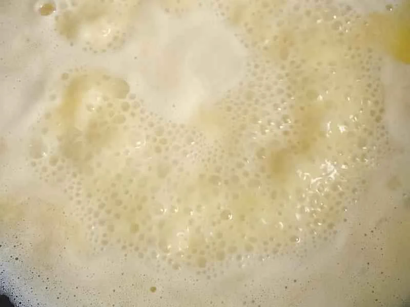 How to make pure milk hand-torn toast: Step 1