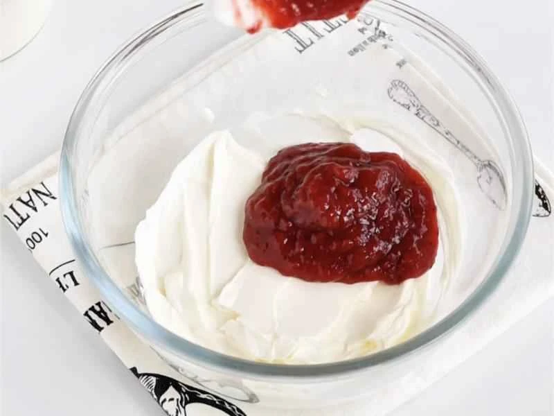 How to make pure milk hand-torn toast: Step 1