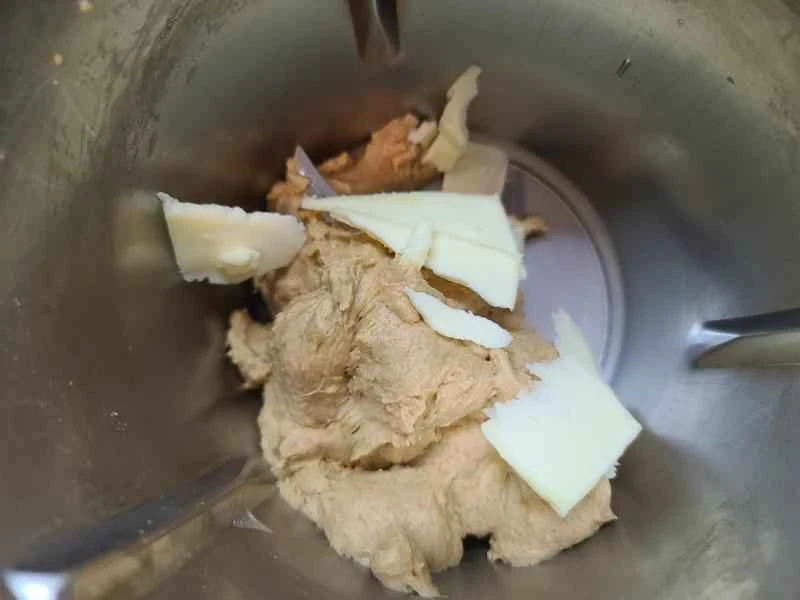 How to make pure milk hand-torn toast: Step 1