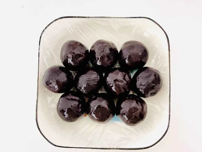 How to make pure milk hand-torn toast: Step 1