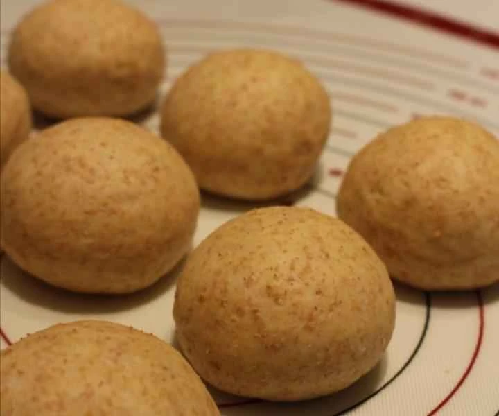 How to make pure milk hand-torn toast: Step 1