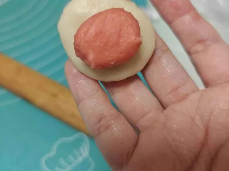 How to make pure milk hand-torn toast: Step 1