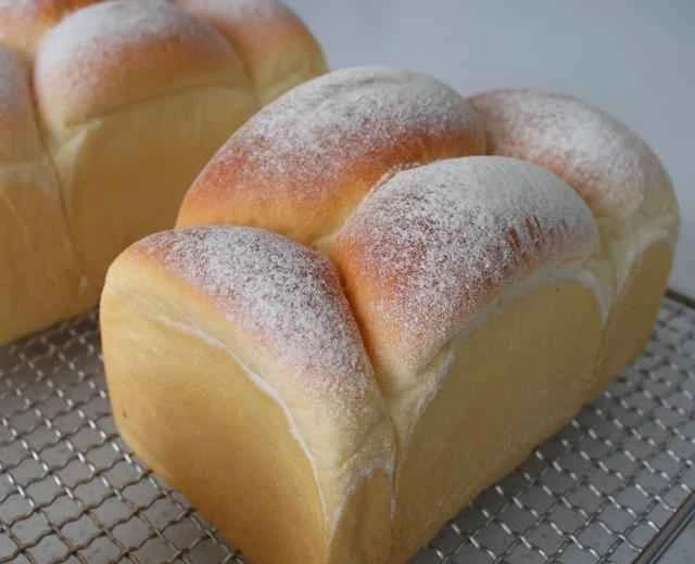 Just the right amount of warmth | This toast recipe is so delicious you'll be hooked!