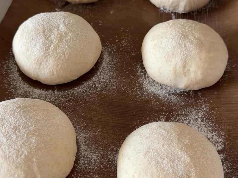 How to make pure milk hand-torn toast: Step 1