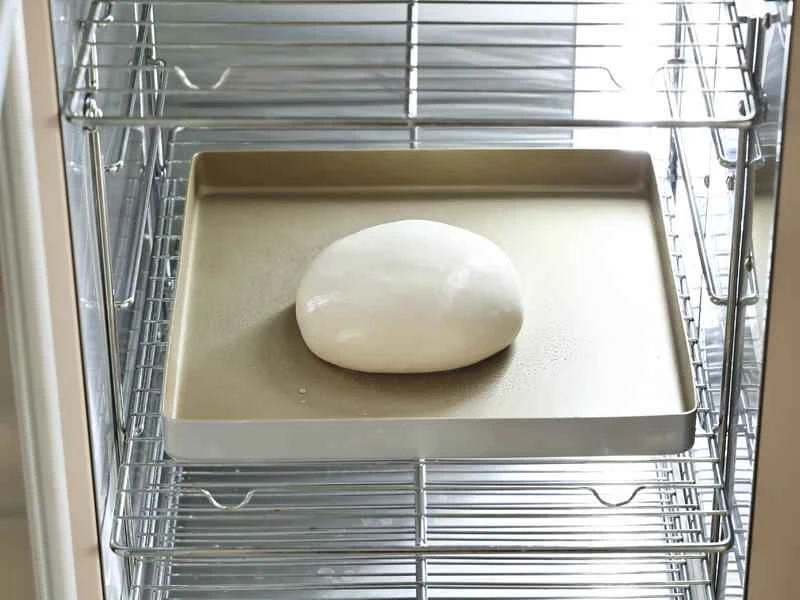 How to make pure milk hand-torn toast: Step 1