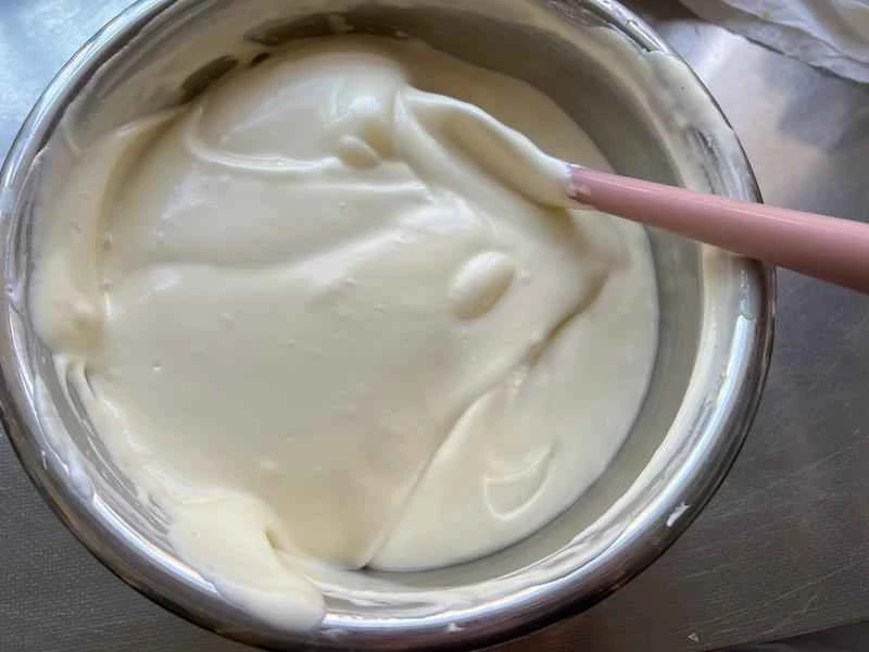 How to make pure milk hand-torn toast: Step 1