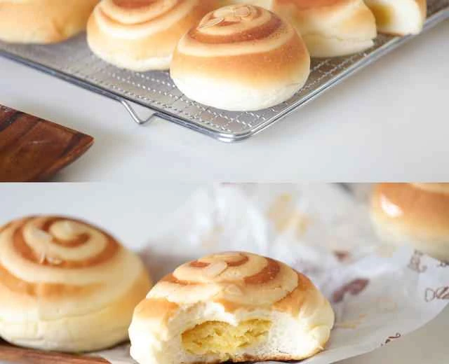 Soft and delicious~ Recipe for Snowflake Almond Bread Rolls