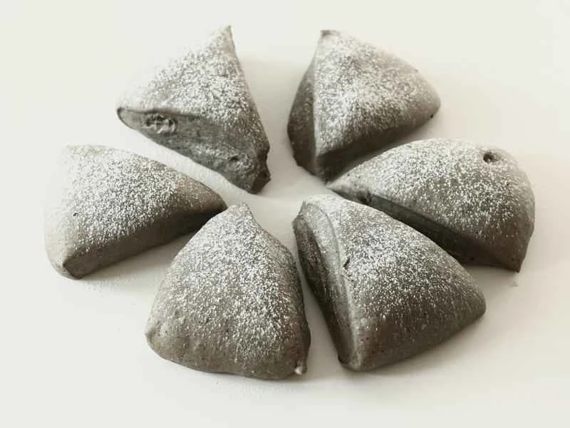 How to make pure milk hand-torn toast: Step 1