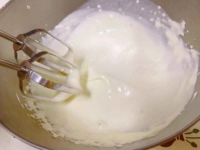 How to make pure milk hand-torn toast: Step 1