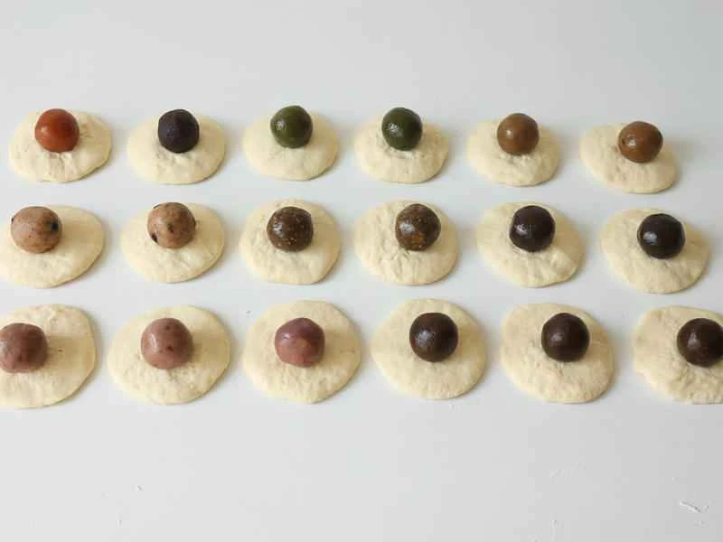 How to make pure milk hand-torn toast: Step 1