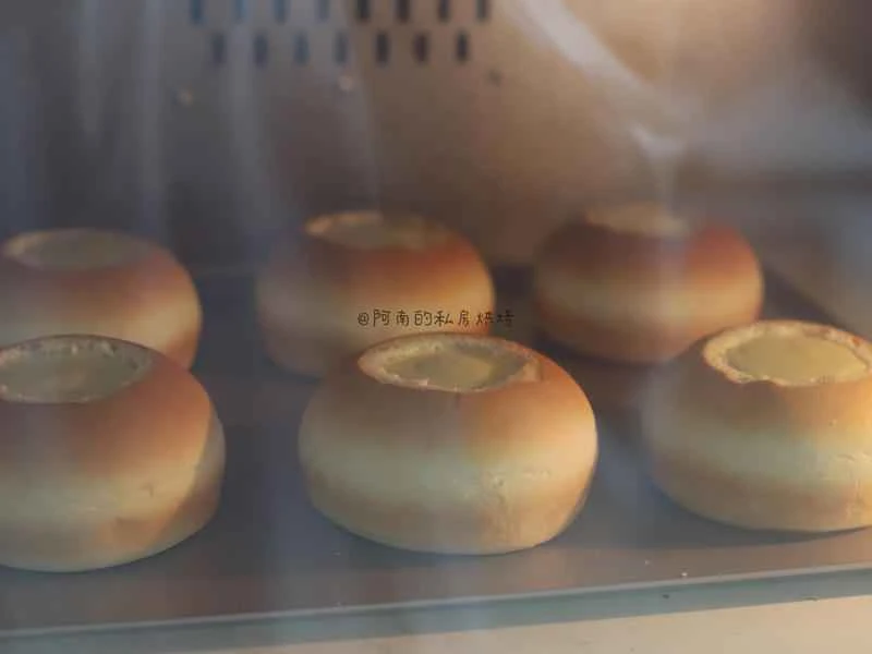 How to make pure milk hand-torn toast: Step 1