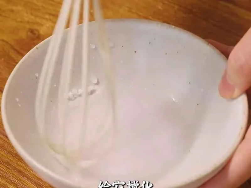 How to make pure milk hand-torn toast: Step 1