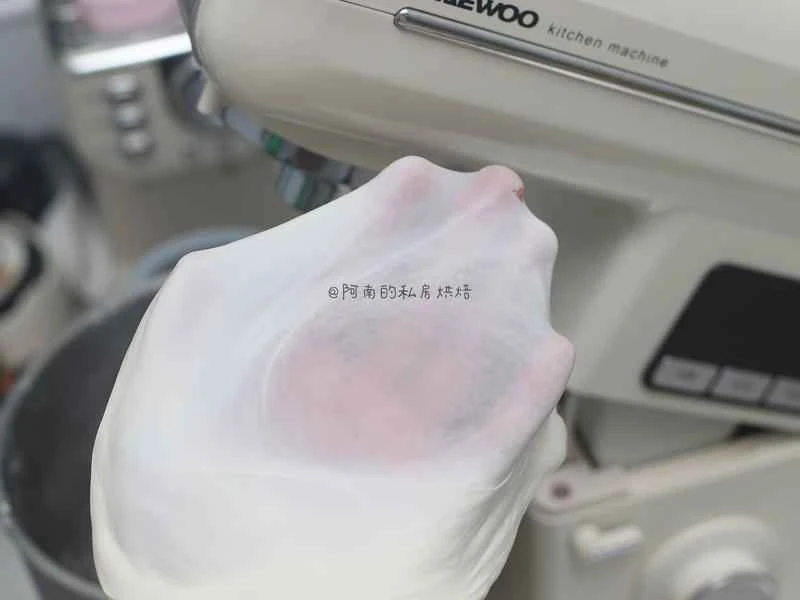 How to make pure milk hand-torn toast: Step 1