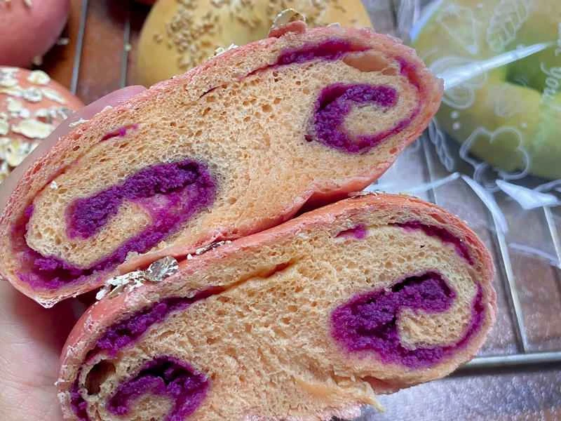 How to make pure milk hand-torn toast: Step 1