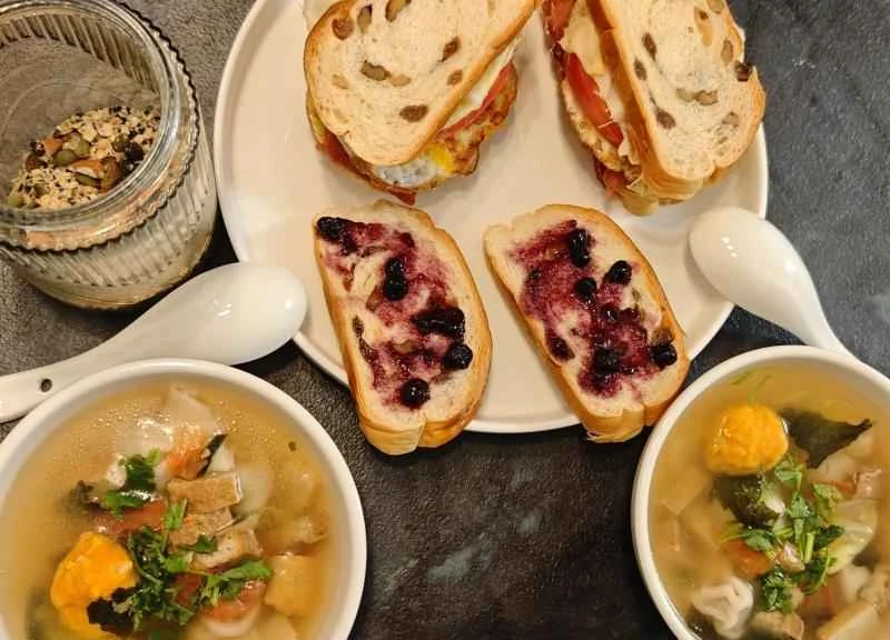 How to make pure milk hand-torn toast: Step 1