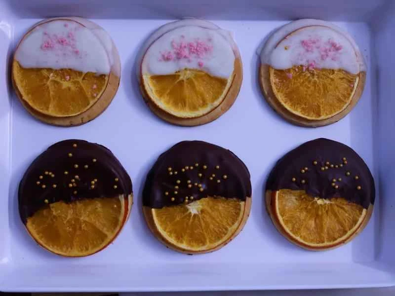 How to make pure milk hand-torn toast: Step 1