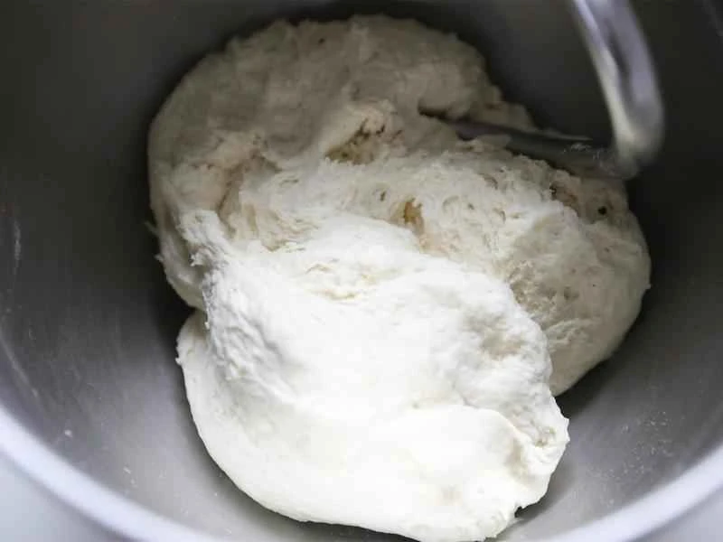 How to make pure milk hand-torn toast: Step 1