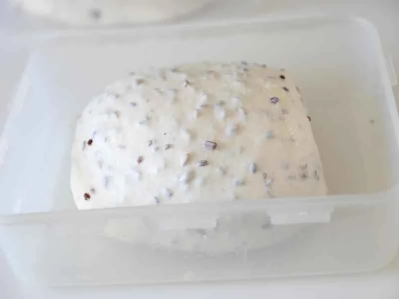 How to make pure milk hand-torn toast: Step 1