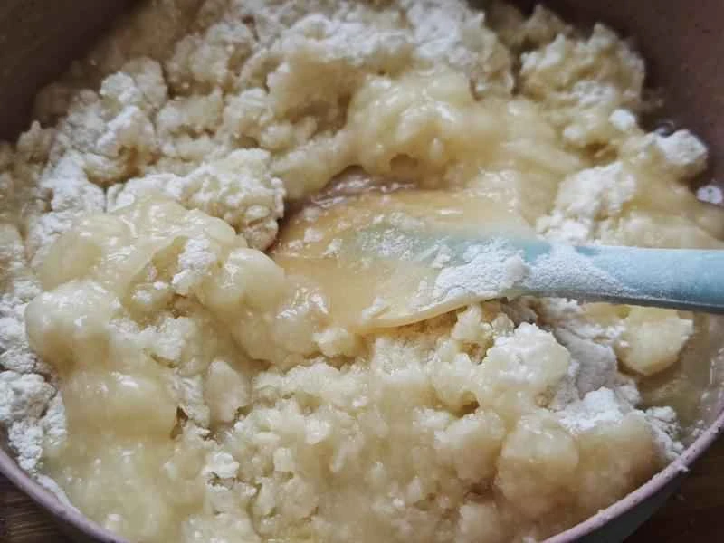 How to make pure milk hand-torn toast: Step 1