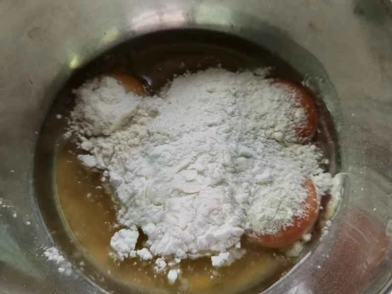 How to make pure milk hand-torn toast: Step 1