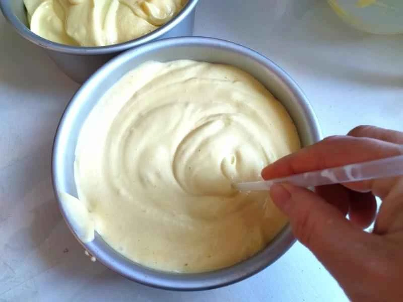 How to make pure milk hand-torn toast: Step 1