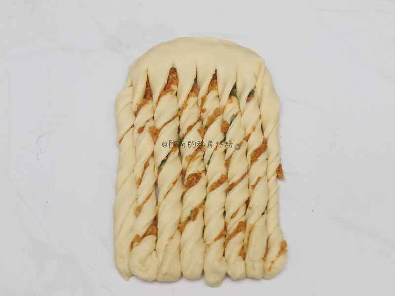 How to make pure milk hand-torn toast: Step 1