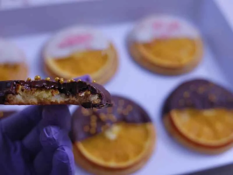 How to make pure milk hand-torn toast: Step 1