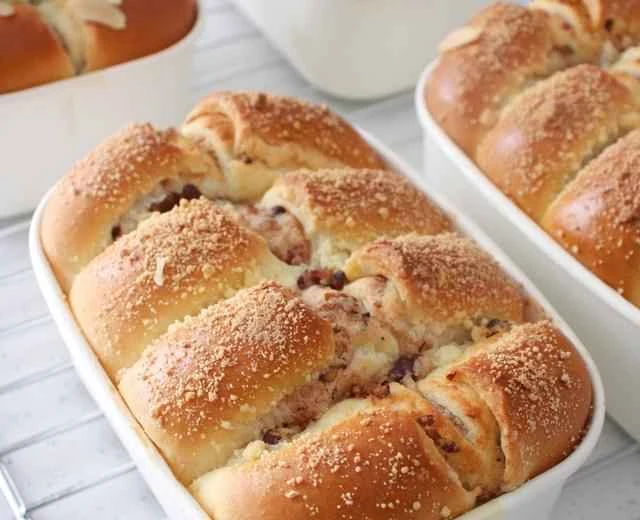 Soft and fragrant | Recipe for Cheese and Red Bean Mini Toast