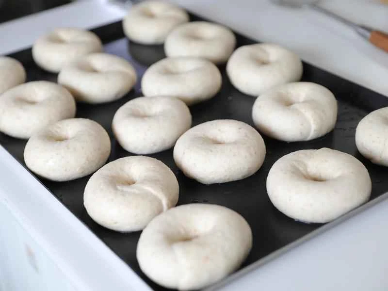 How to make pure milk hand-torn toast: Step 1